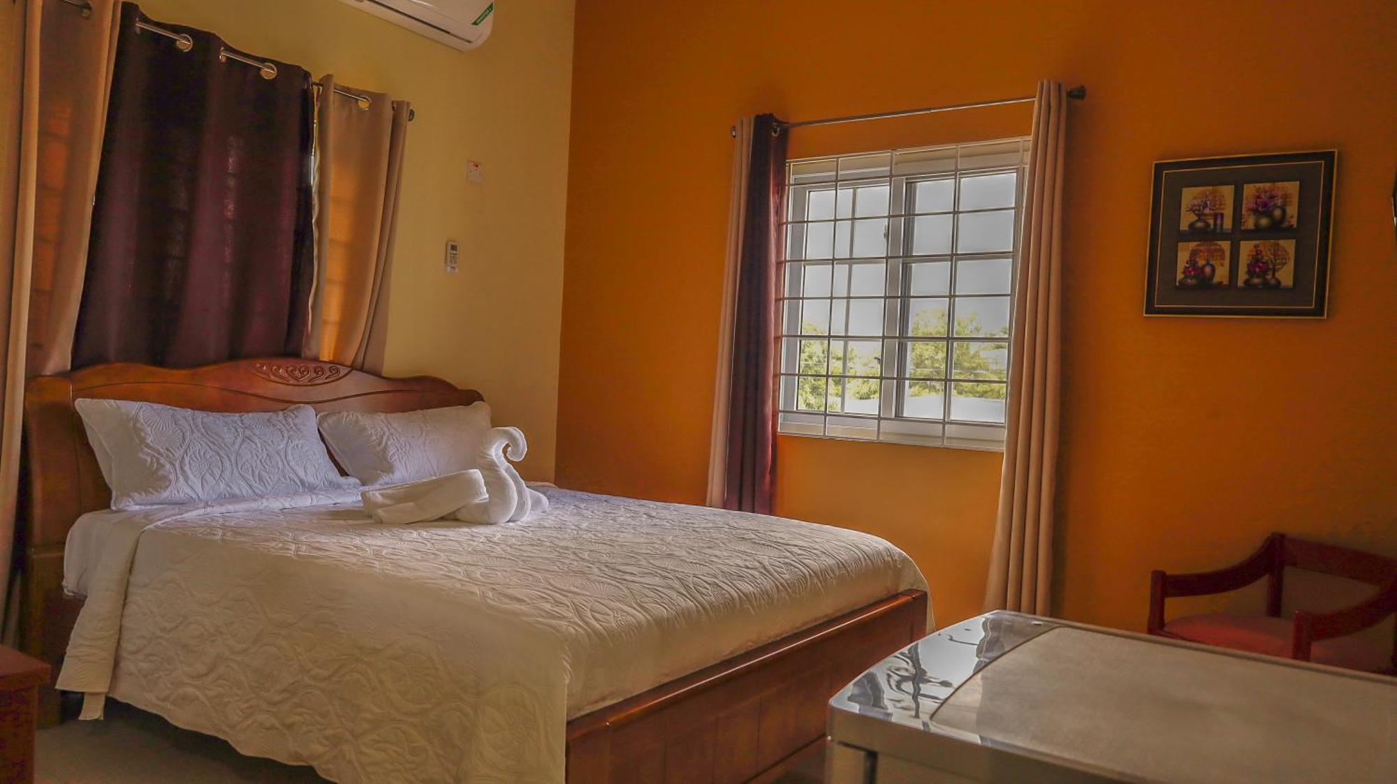 Ivs Bed And Breakfast 金斯敦 外观 照片